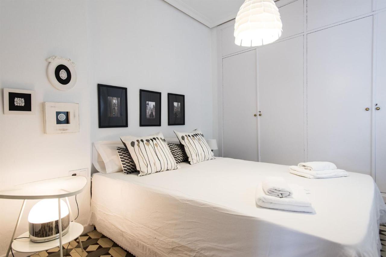 Alhondiga Suite Apartment With Terrace إشبيلية المظهر الخارجي الصورة